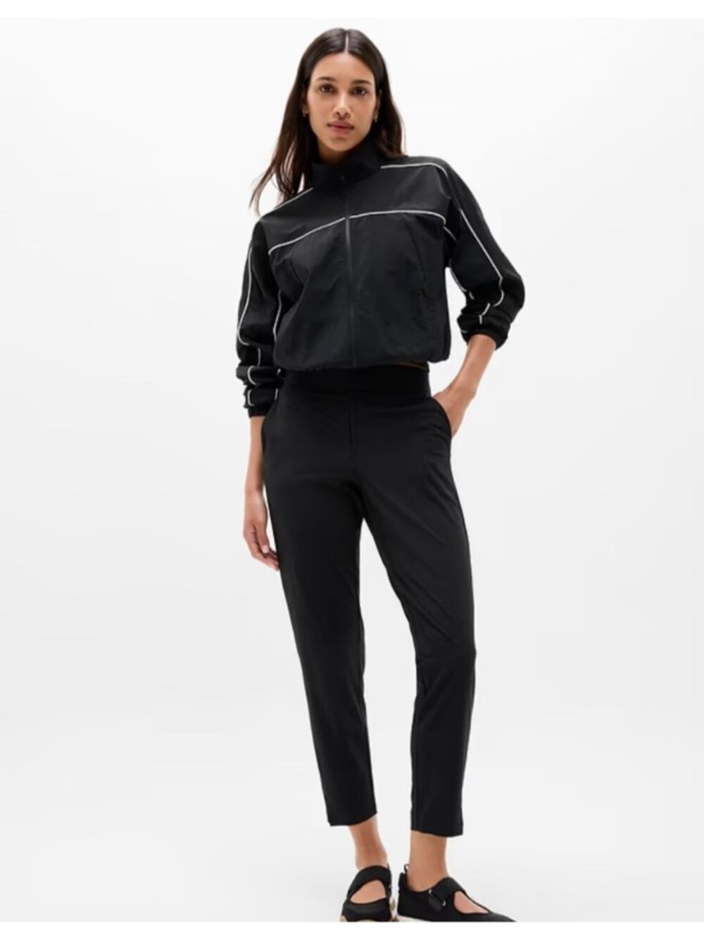 Athleta Brooklyn Mid-Rise Ankle Pants Black Pull-On Relaxed Stretchy 8 Travel